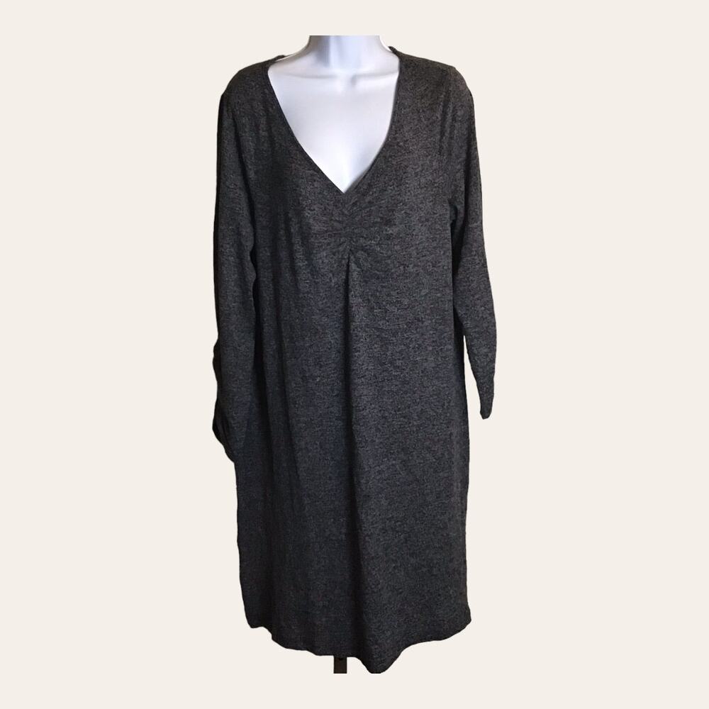 Millers Woman Gray long Sleeve Casual Midi  V-Neck Tunic Dress Sz. 16 NWT